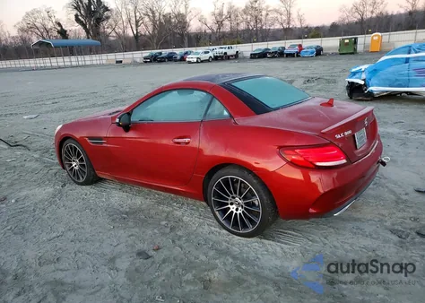 2018 Mercedes-Benz Slc 300 z USA, uszkodzony, nr VIN WDDPK3JA2JF149385